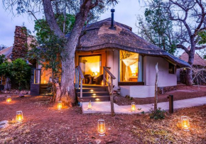  aha Makalali Private Game Lodge  Hoedspruit